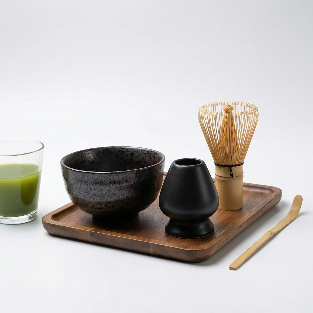 伝統的な日本の抹茶道具ギフトセット