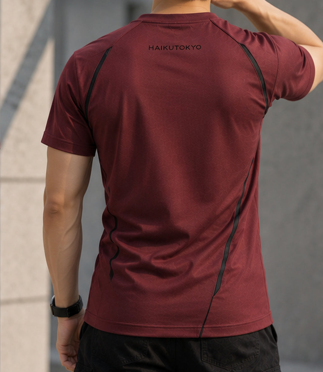 HAIKUTOKYO メンズ スリムフィットTシャツ - バーガンディ