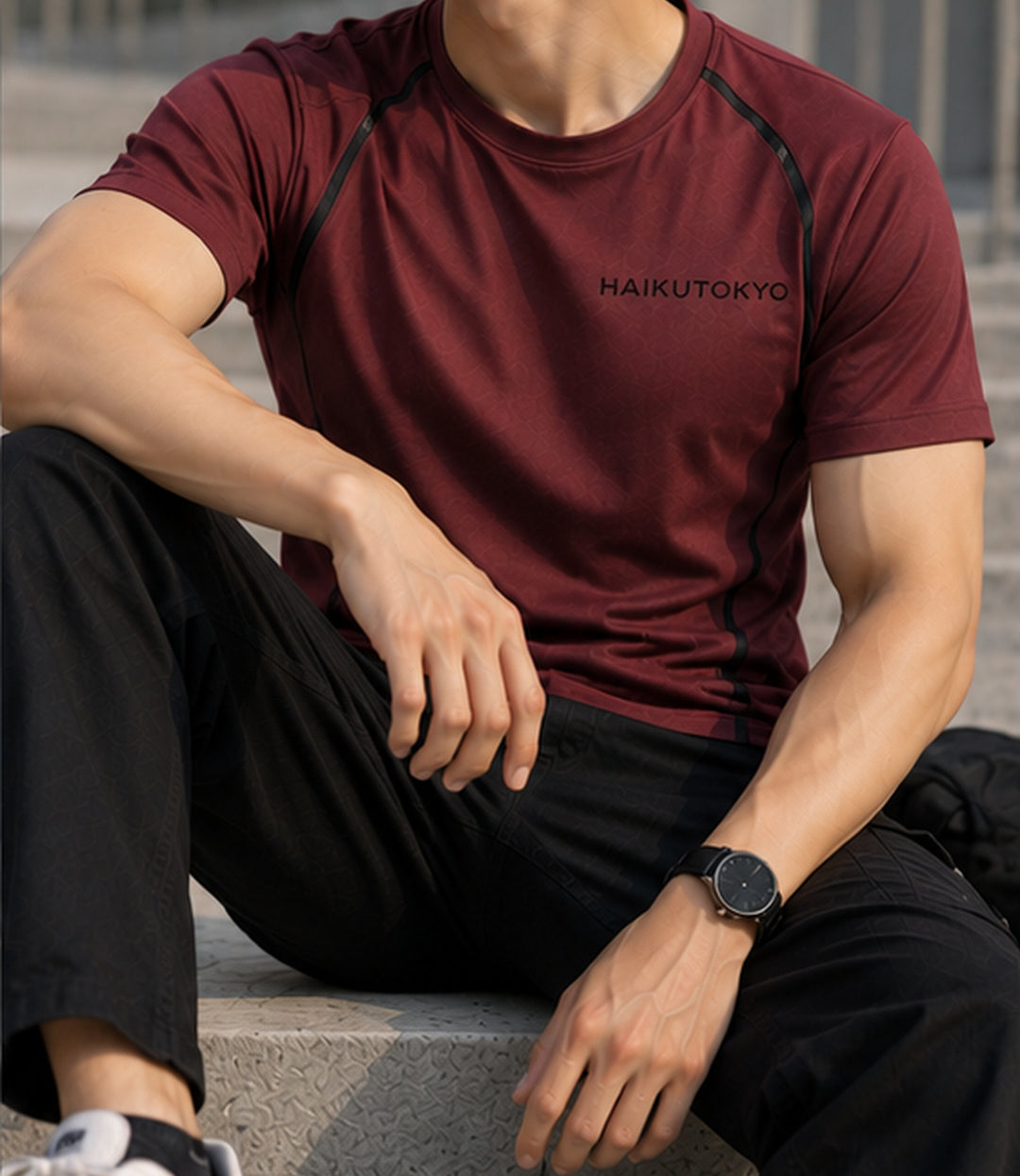 HAIKUTOKYO メンズ スリムフィットTシャツ - バーガンディ