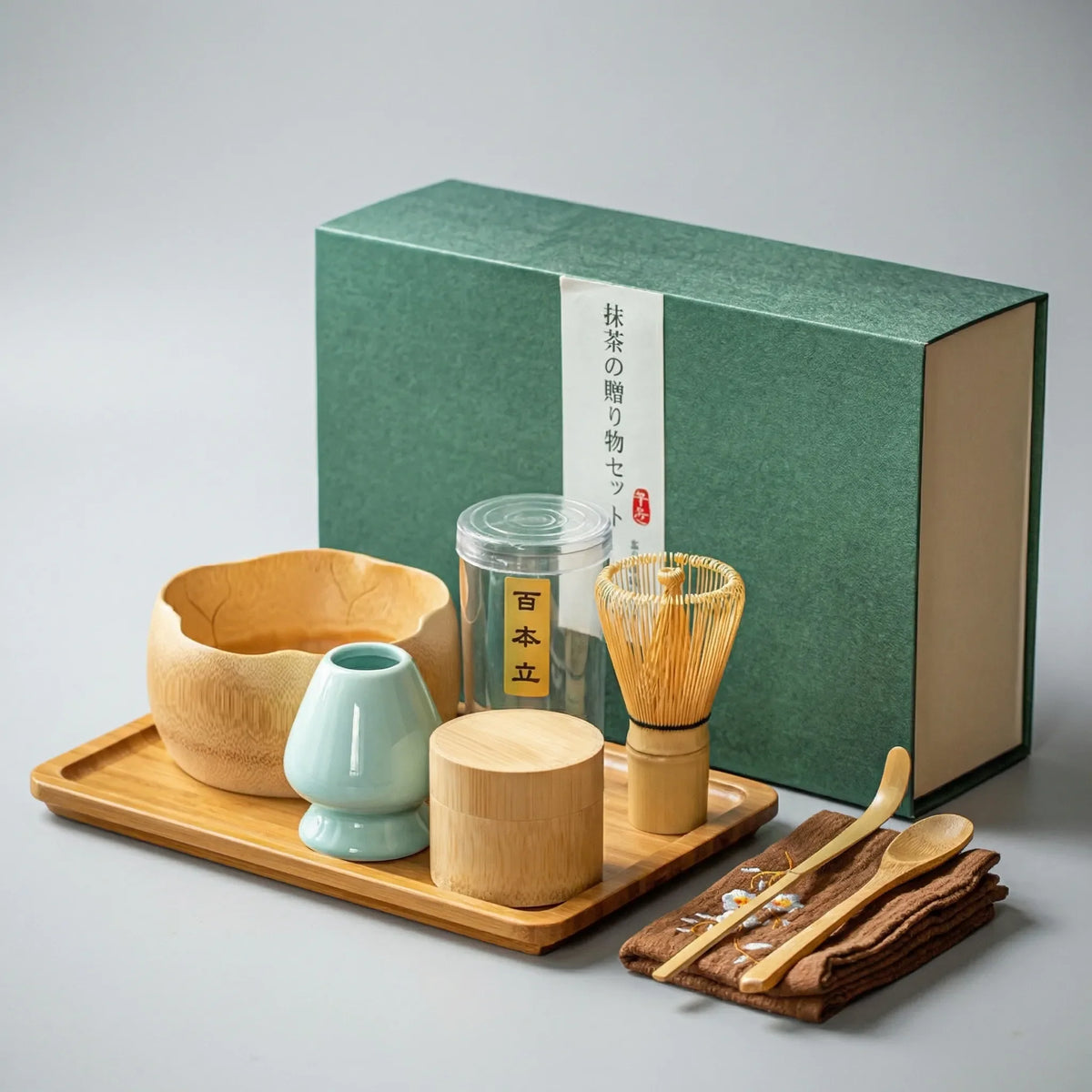 伝統的な日本の抹茶道具ギフトセット