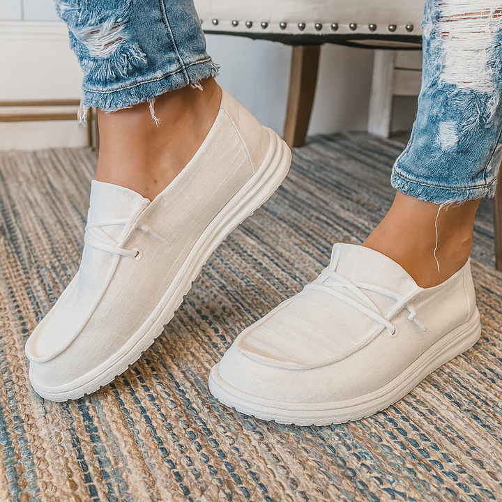 Prowlette - Low-Cut Lace-Up Casual Sneaker