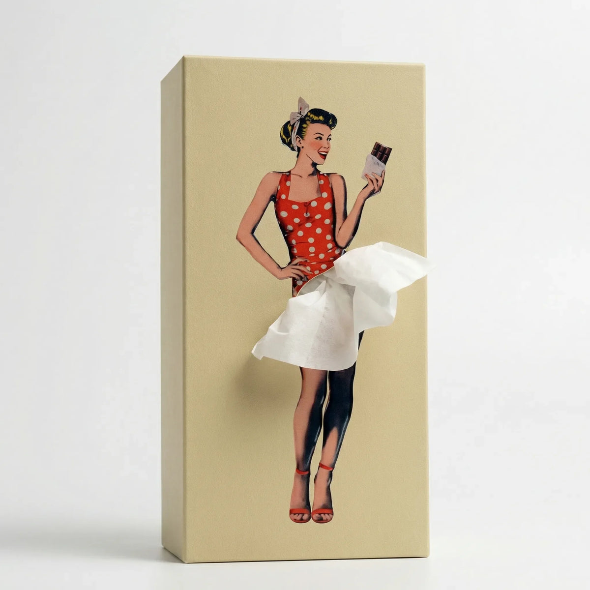 Skirtisse - Vintage Pop-Art Decorative Tissue Holder