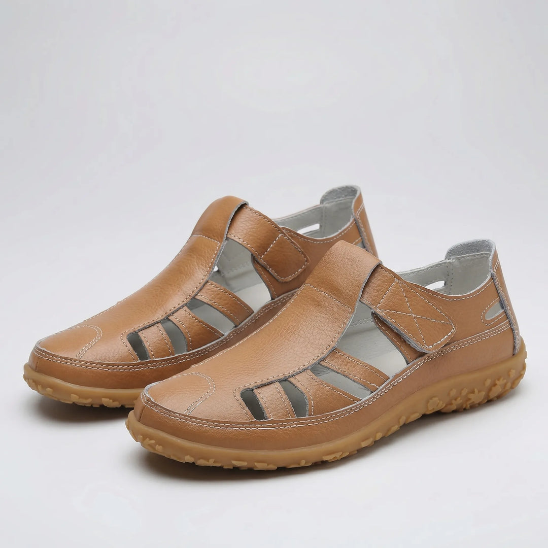 Stridelle - Closed-Toe Arch Support Sandal