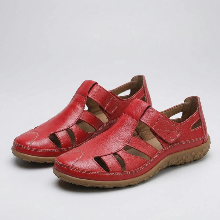 Stridelle - Closed-Toe Arch Support Sandal