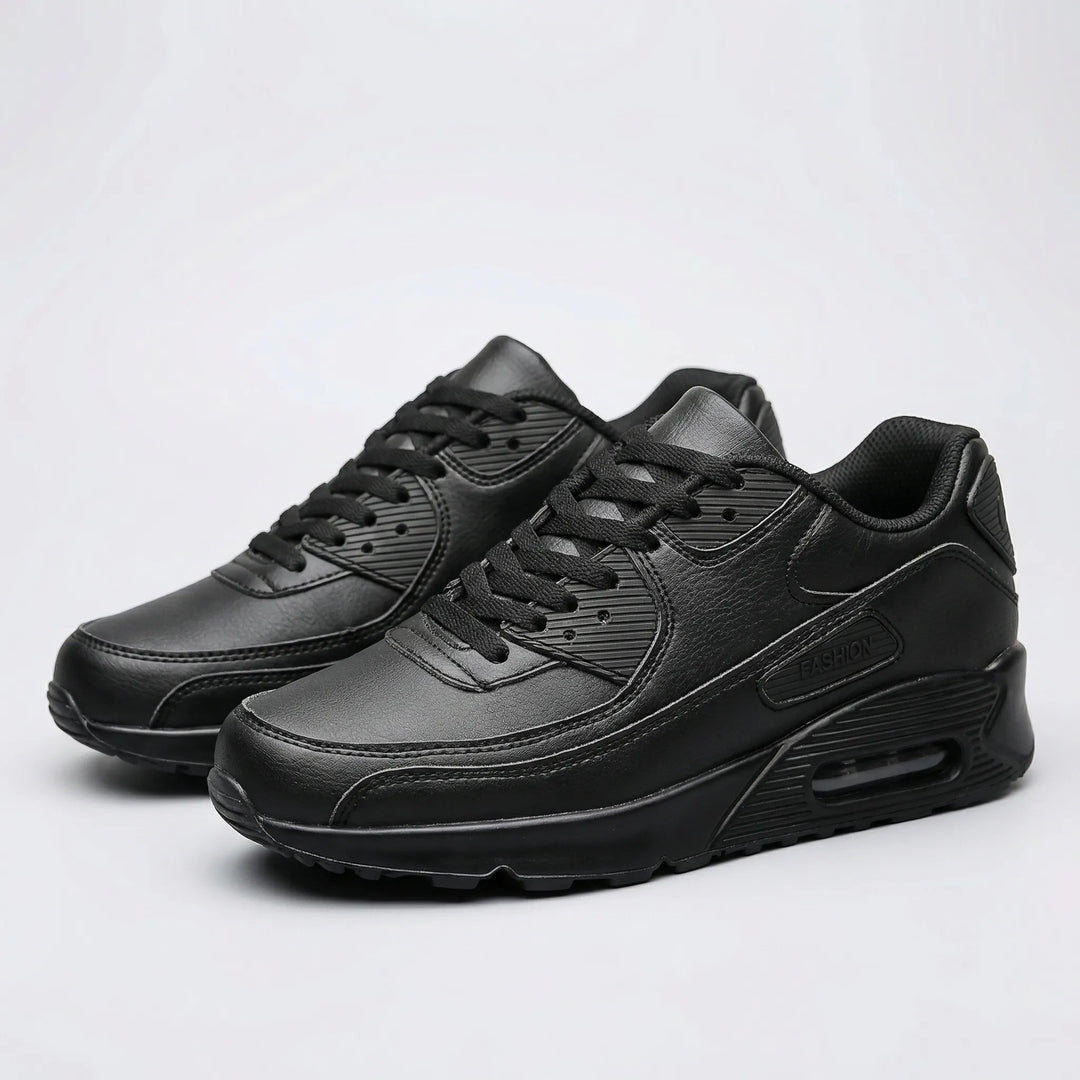 Urbrek - Minimalist Lace-Up Low-Top Sneaker