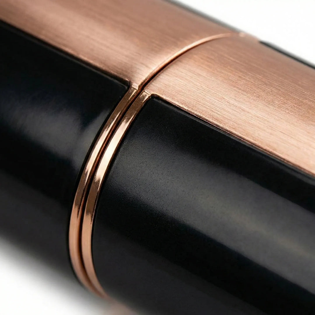 Veluxé - Compact Lipstick-Sized Facial Trimmer