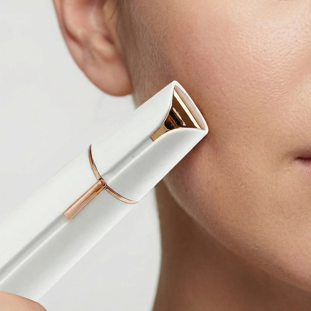 Veluxé - Compact Lipstick-Sized Facial Trimmer