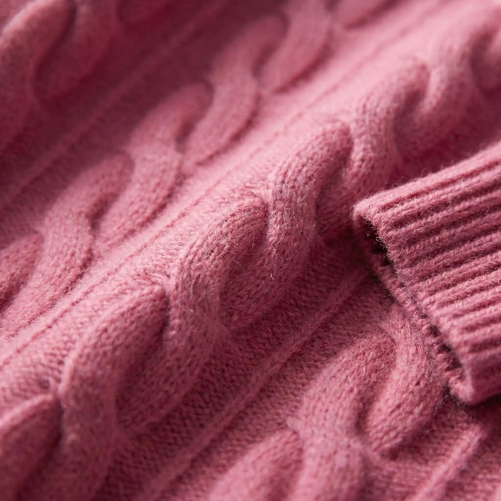 Wintrique - Cable-Knit Relaxed Crew Neck Sweater
