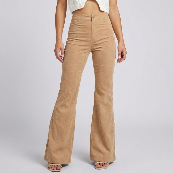 女性用トレンディーコーデュロイフレアパンツ