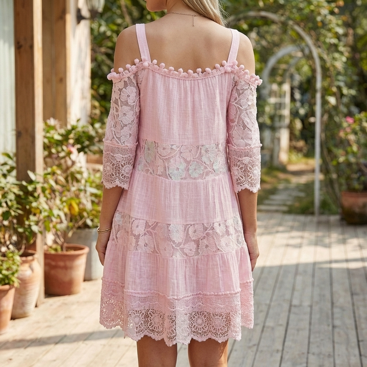 女性用のクロシェレースと刺繍付き夏のミニドレス