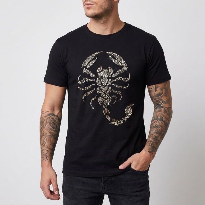 スリムフィット・スパンコールTシャツ（メンズ用）